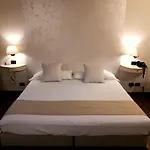 Cà Doge Bed & Breakfast